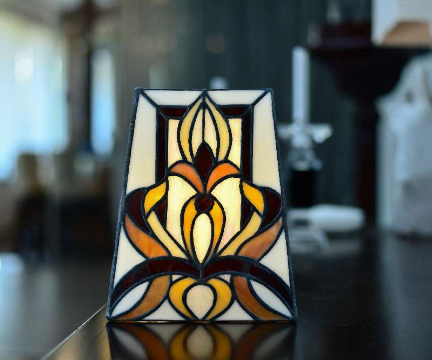 Lantern-Simphiny-Large-Vintage Mother of Pearl