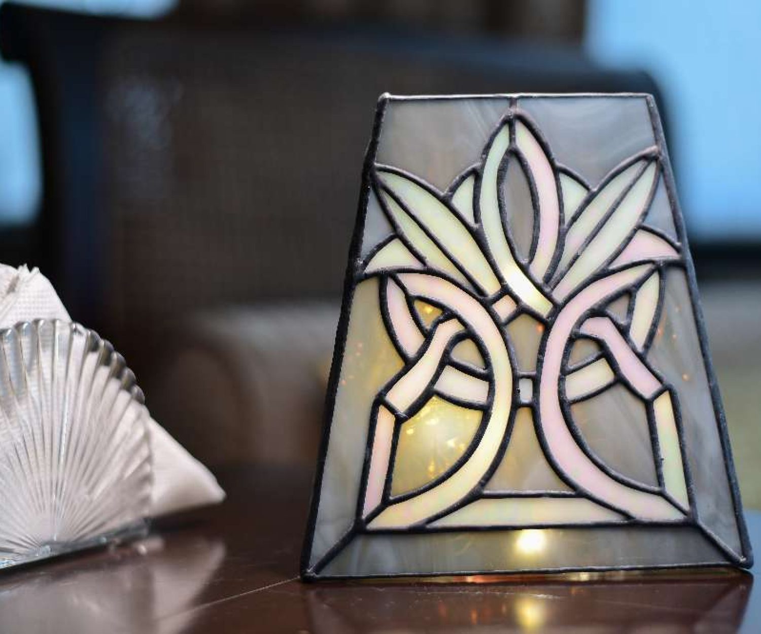 Lantern-Trinity-Small-Slate