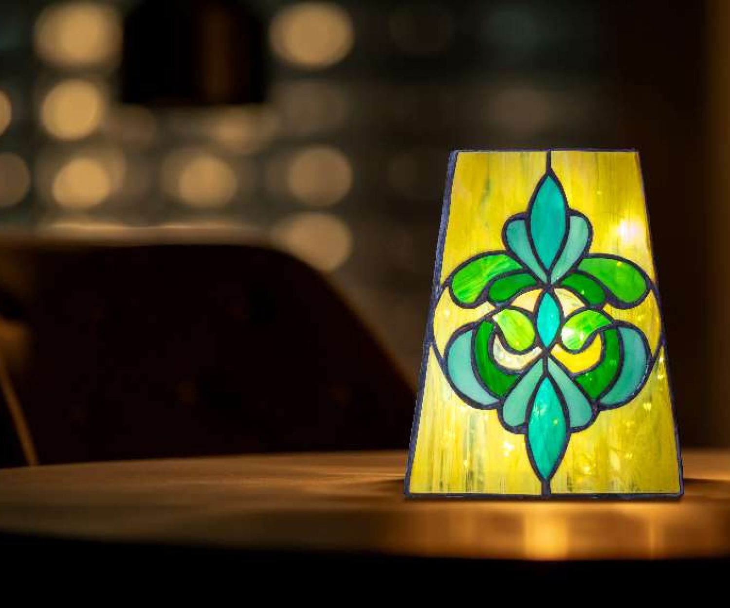 lantern-Lush-Translucent Rose-Large