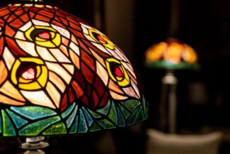 TiffanyLamp-PeacockT16