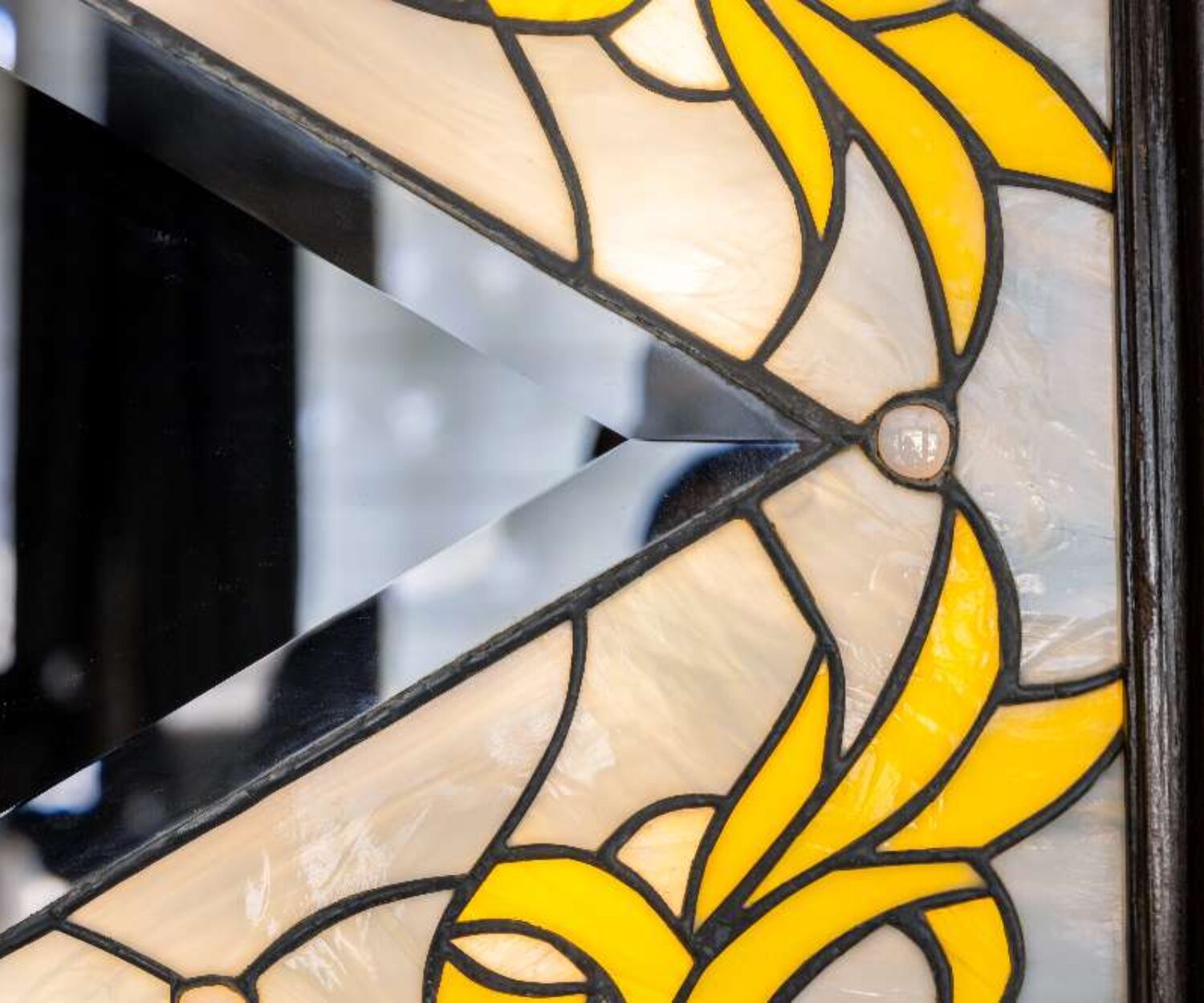 MirrorFrames-BlacklitOrnate